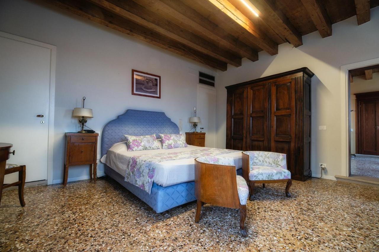 Locanda Ai Santi Apostoli Veneza Exterior foto