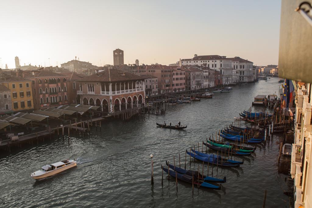 Locanda Ai Santi Apostoli Veneza Exterior foto