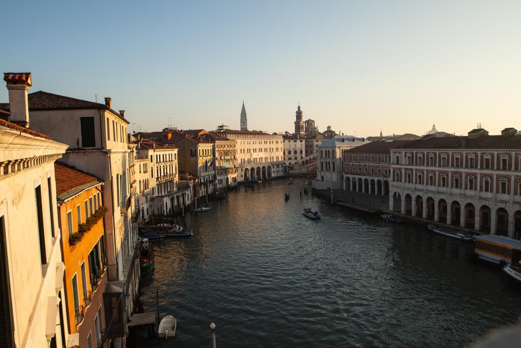 Locanda Ai Santi Apostoli Veneza Exterior foto
