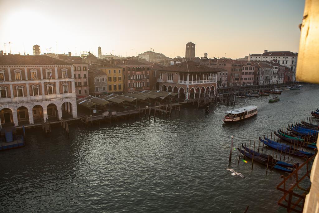 Locanda Ai Santi Apostoli Veneza Exterior foto
